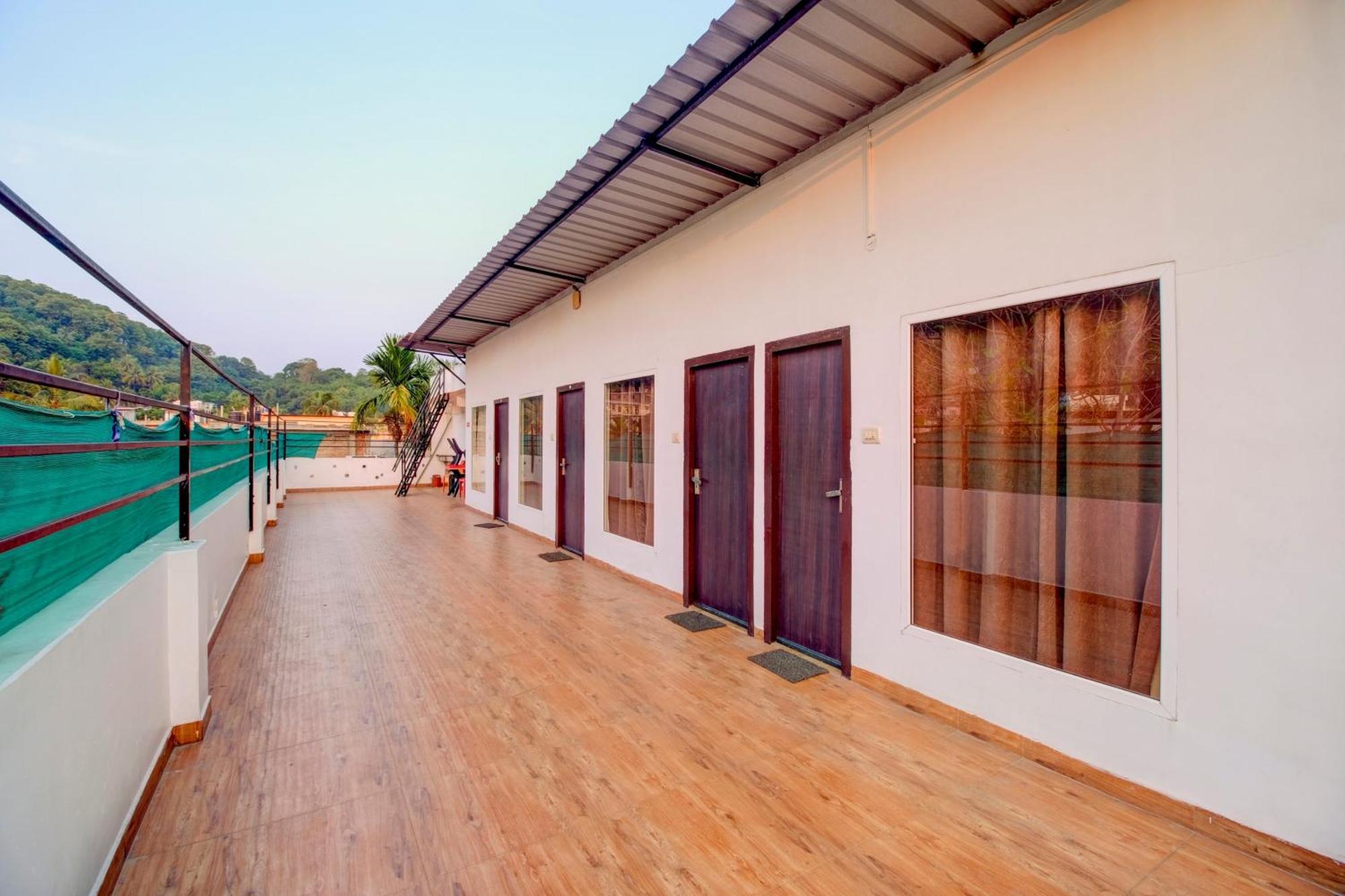 Hotel O Hill View Residency Near Aca Stadium Guwahati Exterior foto