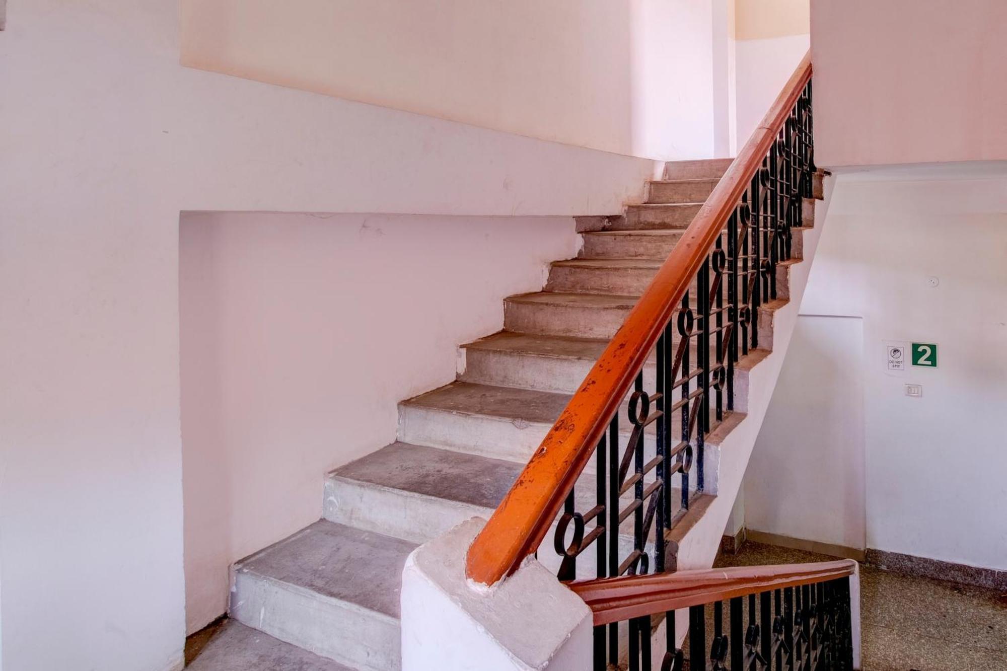 Hotel O Hill View Residency Near Aca Stadium Guwahati Exterior foto